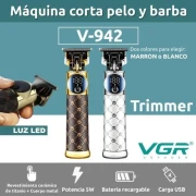 VGR V-942 - ماكينة حلاقة كهربائية احترافية. قابله للشحن للرجال