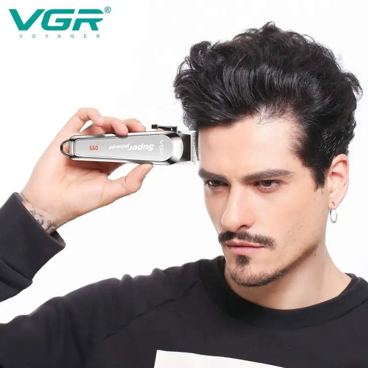 ماكينة حلاقة الشعر في جي ار الكهربائية للرجال، فضي - V-060