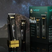 مجموعة ماكينة حلاقة الشعر الاحترافية VGR 694 S2، مجموعة ماكينة حلاقة شعر لاسلكية للرجال مع قاعدة شحن مغناطيسية، طقم ماكينة حلاقة شعر للرجال بشفرات سيراميك وشاشة LED لون اسود