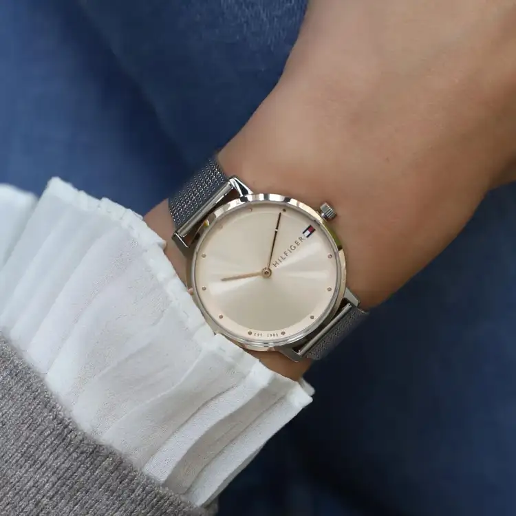 ساعة تومي هيلفيغر للنساء 1782151