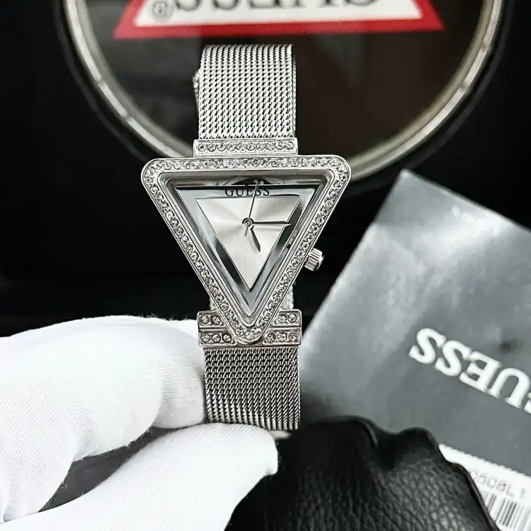 ساعة جيس للنساء GW0508L1