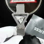 ساعة جيس للنساء GW0508L1