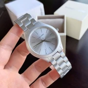 ساعة مايكل كورس للنساء MK4502