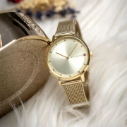 ساعة تومي هيلفيغر للنساء 1782728