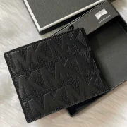 محفظة مايكل كورس للرجال - لون اسود