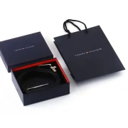 حزام رجالي من تومي هيلفجر - جلد طبيعي