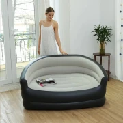 كنبه قابلة للنفخ مع مضخة هواء تصميم مريح مناسبه لغرف النوم و المعيشه