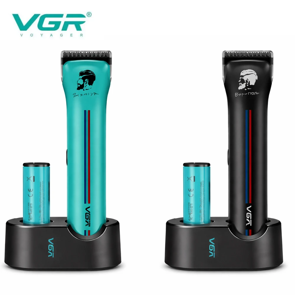 ماكينة حلاقة لتشذيب الشعر VGR V-160 معاها قاعدة شحن وبطارية.