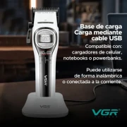 ماكينة حلاقة احترافية VGR V-888C مناسبة للحلاقين والاستخدام المنزلي، بتجمع بين القوة والدقة وسهولة الاستخدام.