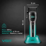 ماكينة حلاقة احترافية VGR V-888C مناسبة للحلاقين والاستخدام المنزلي، بتجمع بين القوة والدقة وسهولة الاستخدام.