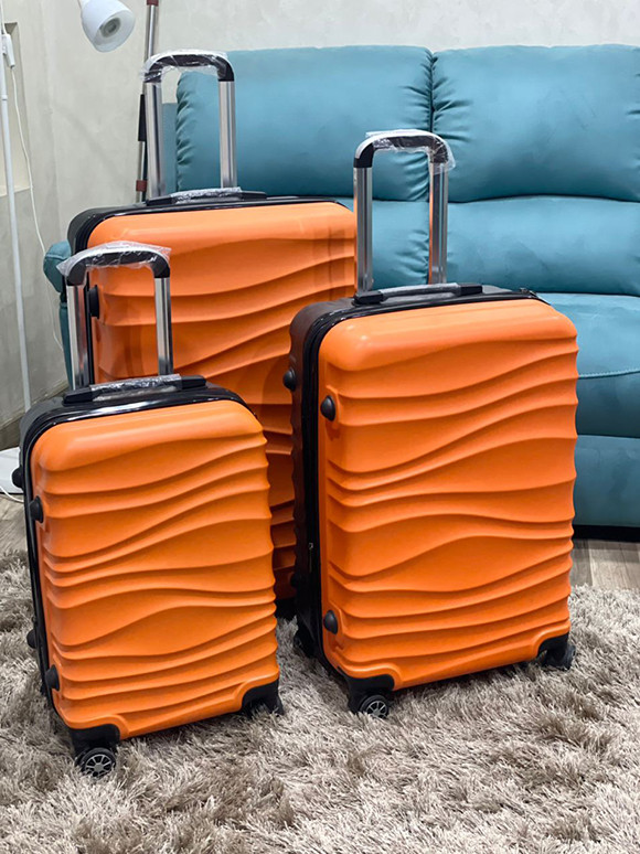 3-piece travel bag set - orange color