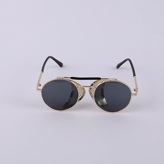 Ray-Ban Round Sunglasses For Unisex - With Black Lenses And A Gold Frame - Black