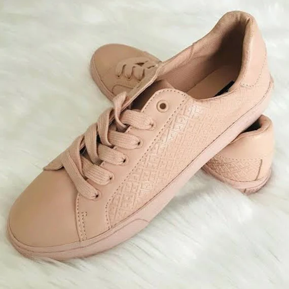 Tommy Hilfiger Women´s New Fashion Sneakers Shoes Pink Size 8 Lace Up NWOT -  Original Mirror