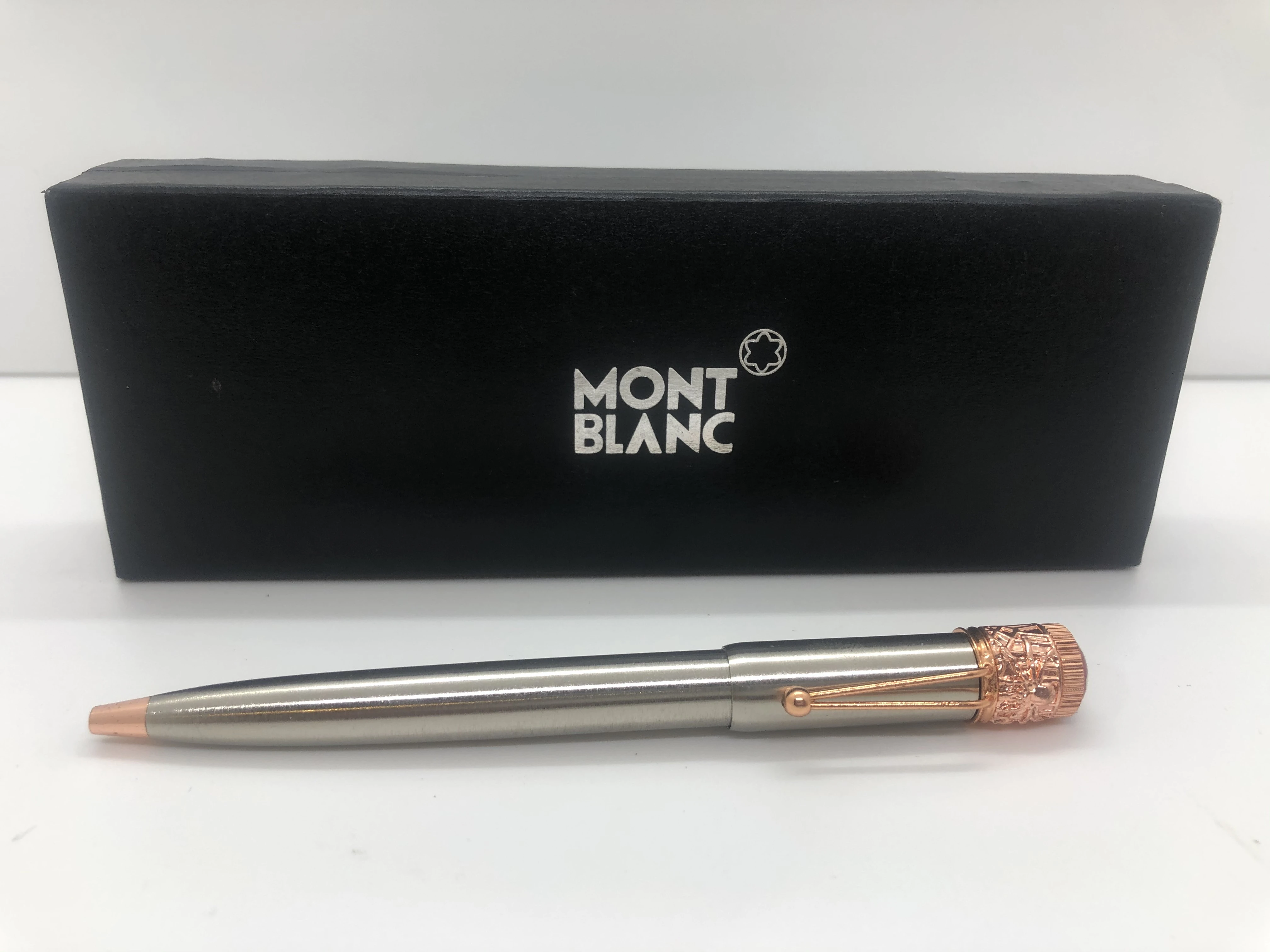 Mont Blanc pen, rose gold * silver - with engraved touches - with the star brand logo above